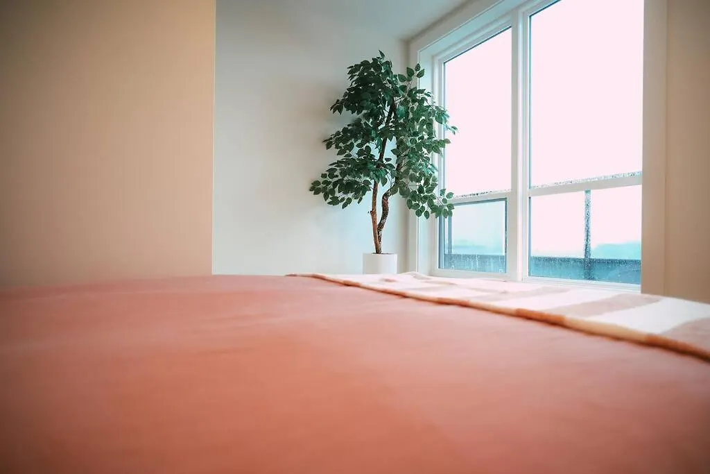 Chic Cozy Retreat - 2Br - Stunning North End Views Apartment Halifax