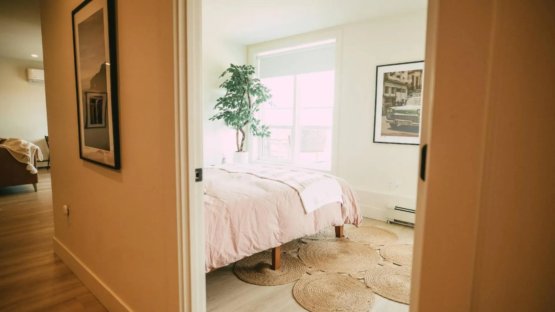 Chic Cozy Retreat - 2Br - Stunning North End Views Apartment Halifax