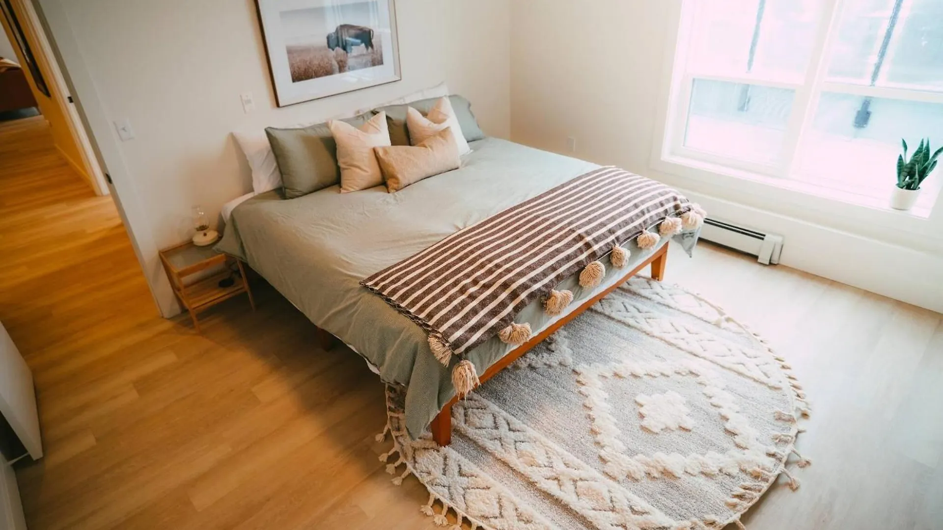 Chic Cozy Retreat - 2Br - Stunning North End Views Apartment Halifax Canada